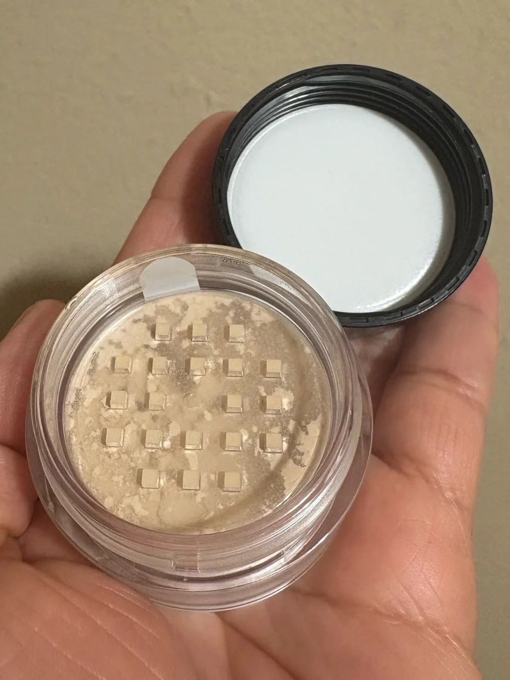 laura mercier Translucent Loose Setting Powder - Brand New Factory Sealed